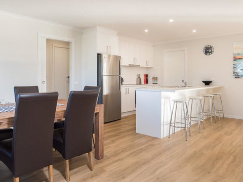 A Perfect Ten - Holiday Great Ocean Road 2