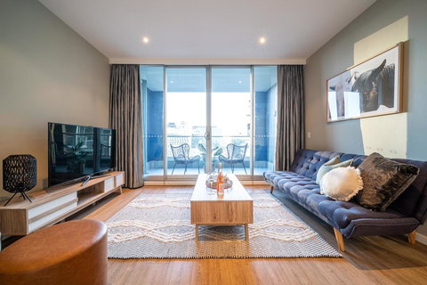 Above The Square On Hindmarsh-Pool - Gym - Carpark - Holiday Great Ocean Road 0