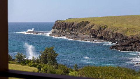 Absolute Oceanfront Cottage - Holiday Great Ocean Road 1