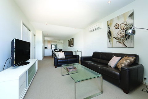 Accommodate Canberra - Aspire - Holiday Great Ocean Road 2