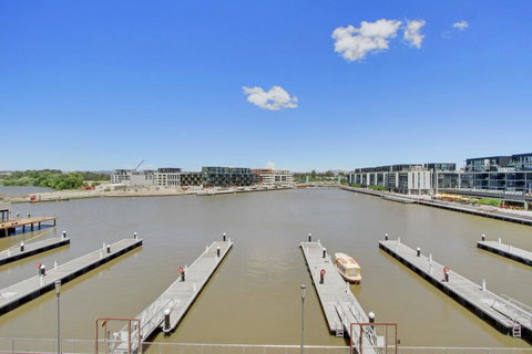 Accommodate Canberra - The Pier - Holiday Great Ocean Road 0