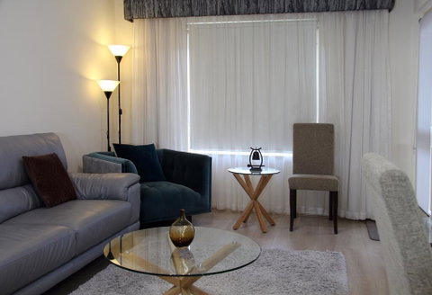 ADELAIDE CBD APARTMENT - 3BR, 2BATH & CARPARK - Holiday Great Ocean Road 3