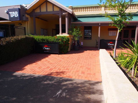 Dongara Hotel Motel - Holiday Great Ocean Road 0