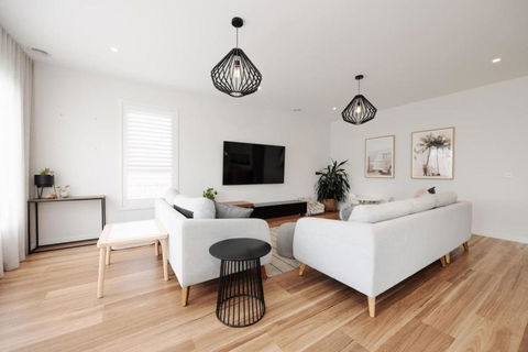 EDEN Spacious Torquay Family Escape - Holiday Great Ocean Road 1