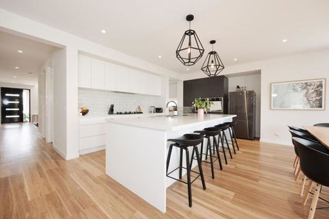 EDEN Spacious Torquay Family Escape - Holiday Great Ocean Road 4
