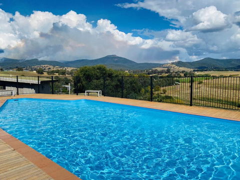 ELM Accommodation - Merrijig - Holiday Great Ocean Road 0
