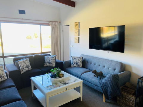 ELM Accommodation - Merrijig - Holiday Great Ocean Road 4