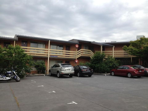 Essendon Motel - Holiday Great Ocean Road 2