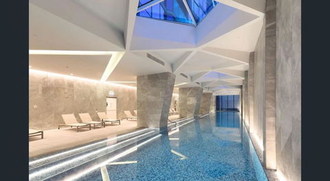 Gorgeous City Views 59th Floor 2BR With Pool & Gym - Holiday Great Ocean Road 2