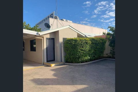 Fully Furnished Modern Unit In Centre Of City - Holiday Great Ocean Road 0