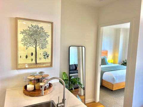 Harbour Towers Newcastle, Elite Apartment Stays, Free Parking & Tram Access - Holiday Great Ocean Road 3