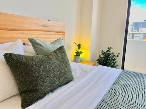 Harbour Towers Newcastle, Elite Apartment Stays, Free Parking & Tram Access - Holiday Great Ocean Road 1