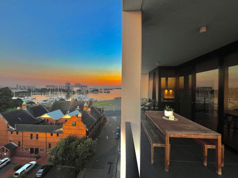 Harbour Towers Newcastle, Elite Apartment Stays, Free Parking & Tram Access - Holiday Great Ocean Road 2