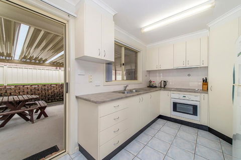 H1211 Mission Terrace Lakewood Heights Estate - Holiday Great Ocean Road 4