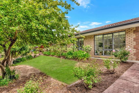 Hahndorf Creek Retreat - Unit 2 - Holiday Great Ocean Road 0