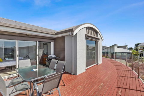 Half Moon Bay Hideaway 1 Min To Foreshore - Holiday Great Ocean Road 3