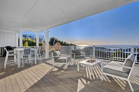 Hamptons Elegance Views Pool & Spa - Holiday Great Ocean Road 3