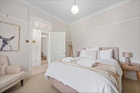 Hamptons House - Scandi Heritage Charm - Holiday Great Ocean Road 2