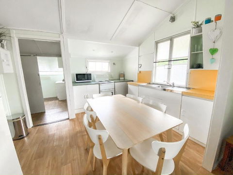 Happy Days - Burrum Heads- Close To Boatramp- 2BR - Holiday Great Ocean Road 3