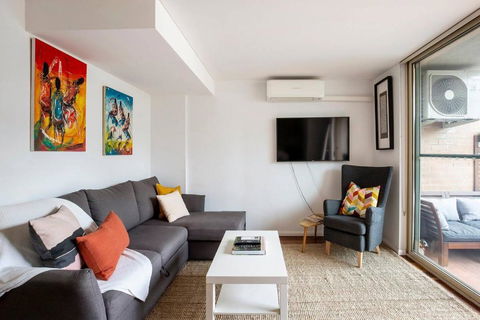 Harbourside At Woolloomooloo With Balcony Views - Holiday Great Ocean Road 3