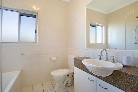 Harmony - A Desirable Area In Broadbeach - Holiday Great Ocean Road 2