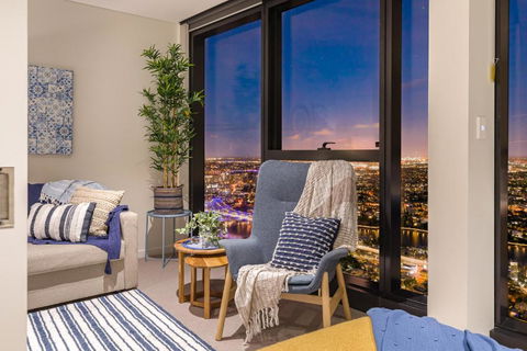 Hamptons Retreat On Level 77 Skytower - Holiday Great Ocean Road 0