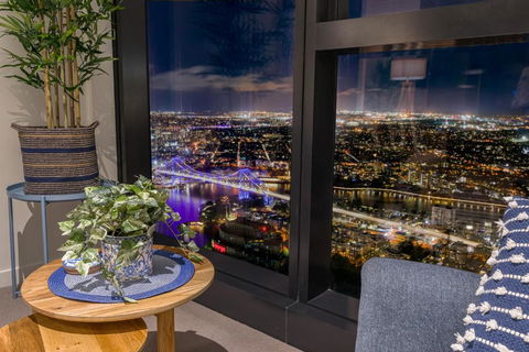 Hamptons Retreat On Level 77 Skytower - Holiday Great Ocean Road 2