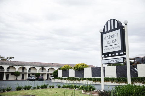 Harriet House Tumut - Holiday Great Ocean Road 0
