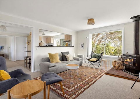 Hilltop Getaway, Stunning Sunsets, Close To Beach - Holiday Great Ocean Road 0