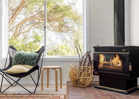 Hilltop Getaway, Stunning Sunsets, Close To Beach - Holiday Great Ocean Road 2