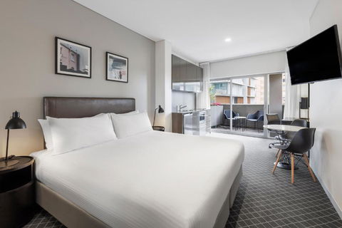 Holiday Inn & Suites Sydney Bondi Junction, An IHG Hotel - Holiday Great Ocean Road 2