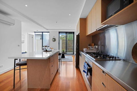 Hawksburn Village - 2 Bed Apt In Central Prahran - Holiday Great Ocean Road 2