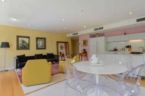 HAZEL Chapel St Socialite. Pool, Spa & Gym - Holiday Great Ocean Road 1