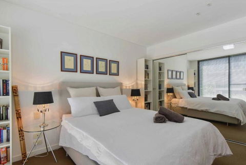 HAZEL Chapel St Socialite. Pool, Spa & Gym - Holiday Great Ocean Road 2