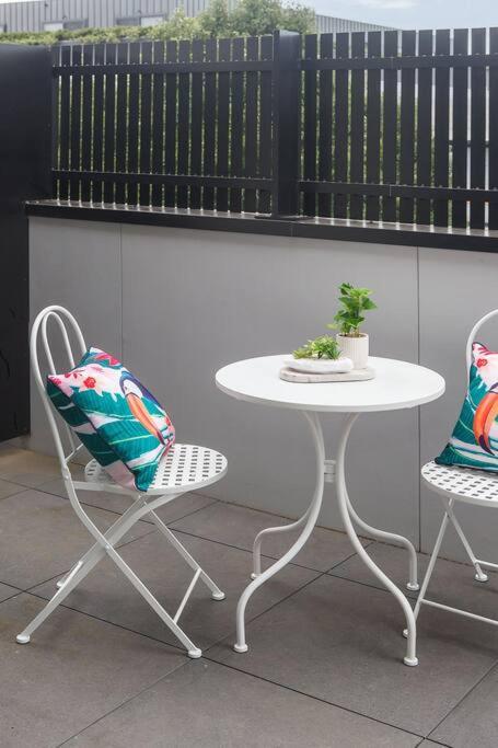 Heart Of Bentleigh Apartments By Ready Set Host - Holiday Great Ocean Road 1