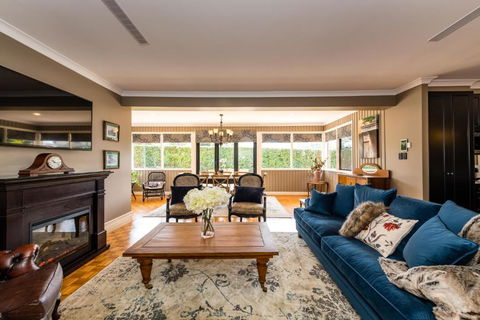 Hedge House - Luxury, Space, Style, Great Location - Holiday Great Ocean Road 0