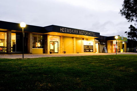 Heemskirk Motor Hotel - Holiday Great Ocean Road 0