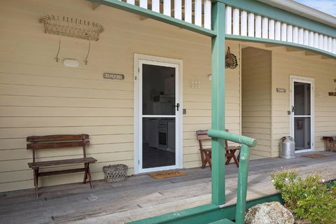 Henkley Cottage 2 Jeremiah - Holiday Great Ocean Road 3