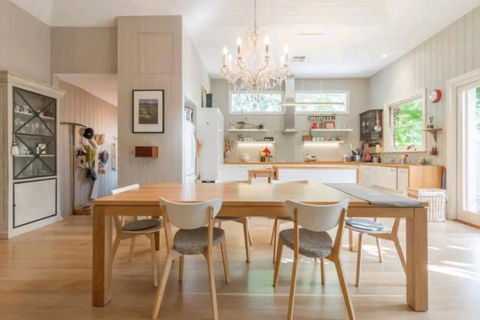Henry Morcomb 2 Bdrm Sleeps 4 WiFi - Holiday Great Ocean Road 1