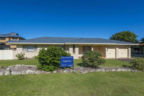 Hereford Court - East Ballina - Holiday Great Ocean Road 1