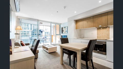 Hi 5 Star Luxury Adelaide City Apartment - Holiday Great Ocean Road 3
