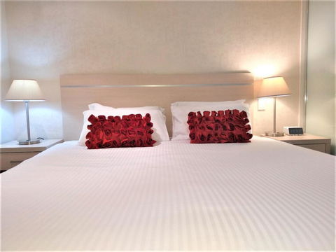 Hi 5 Star Luxury Adelaide City Apartment - Holiday Great Ocean Road 0