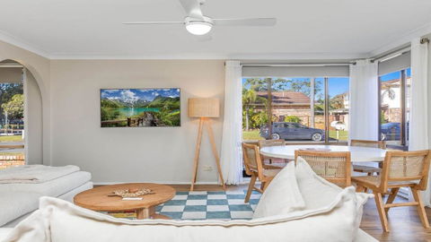 Hidden Gem - Ettalong Beach - Holiday Great Ocean Road 1