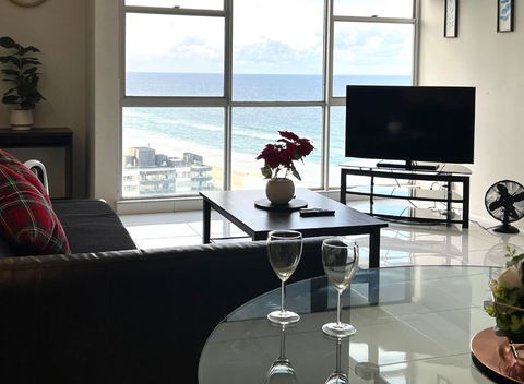 High Level Spacious Ocean View Apt At Surfers - Holiday Great Ocean Road 3