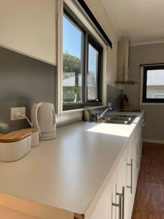 Highlands Retreat - Cosy, Modern & Central - Holiday Great Ocean Road 2