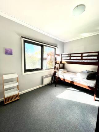 Highlands Retreat - Cosy, Modern & Central - Holiday Great Ocean Road 3
