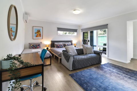 Highton Accommodation (Geelong) - Holiday Great Ocean Road 3