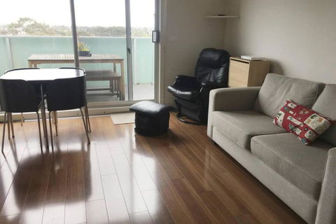 Highview On High St - A Balcony Haven In Northcote - Holiday Great Ocean Road 3