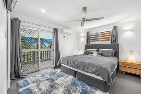 Hillcrest House - A Poolside Retreat On The Coast - Holiday Great Ocean Road 3