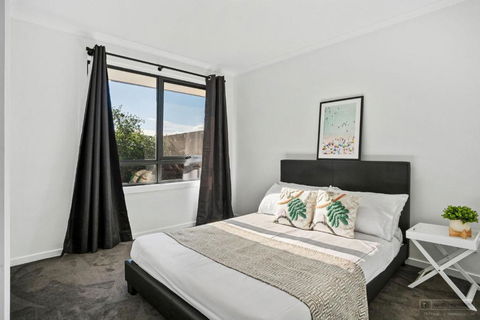 Hobart 4 Bedroom Cosy Stayz - Holiday Great Ocean Road 0